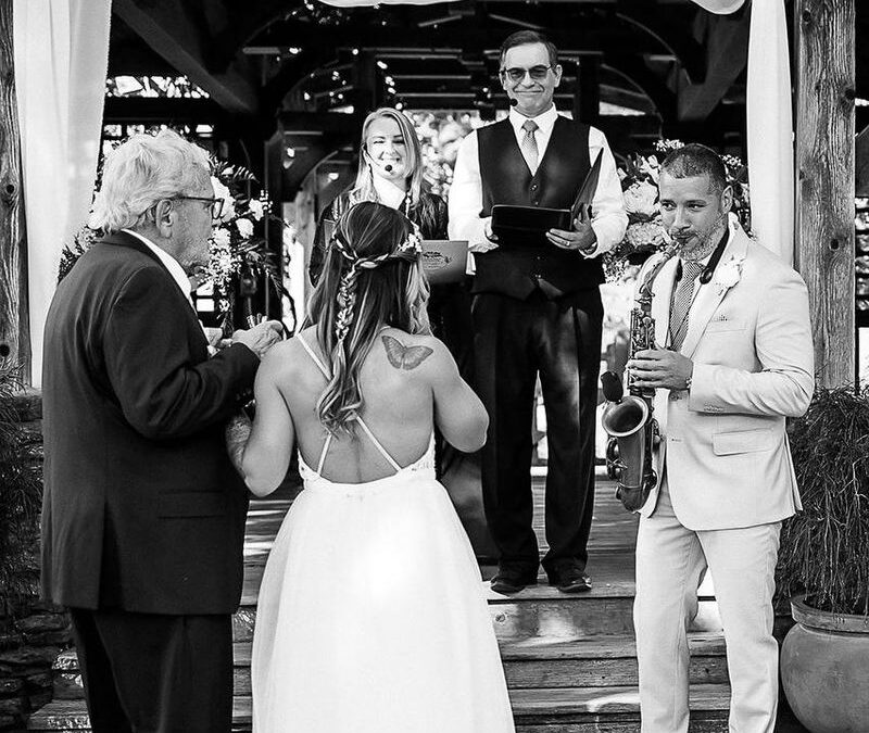 10 Ideas Creativas para una Boda Bilingüe que Sorprenderá a Todos