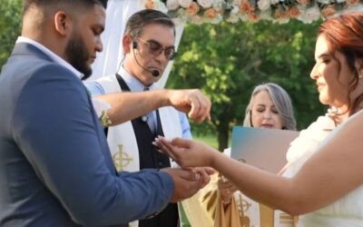 La Importancia de un Oficiante Bilingüe en tu Boda