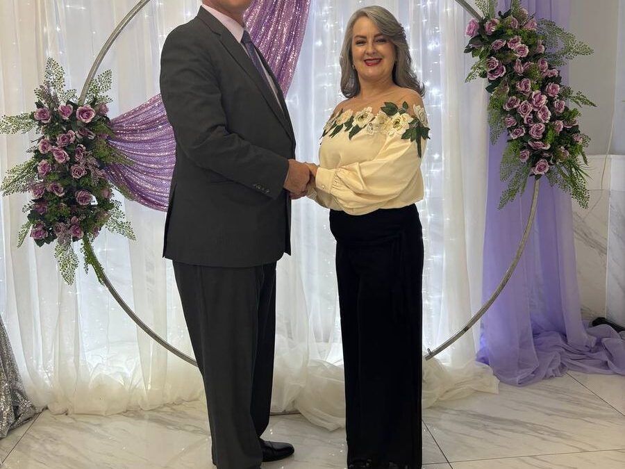 ¿Cómo Elegir la Mejor Decoración para una Boda Bilingüe?